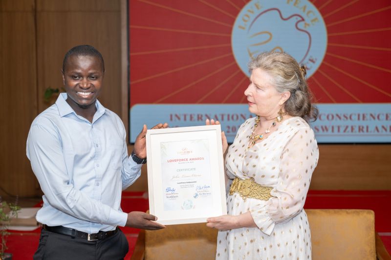 John Linus Founder GREEN WORLD YOUTH. GLOBAL CITIZEN,Chairperson UNESCO Youth forum kenya, Member AFRICAN UNION ECCOSOC Kenya chapter, Humanitarian Award Global , Climate champion.UNICEF-UNFPA GYC.